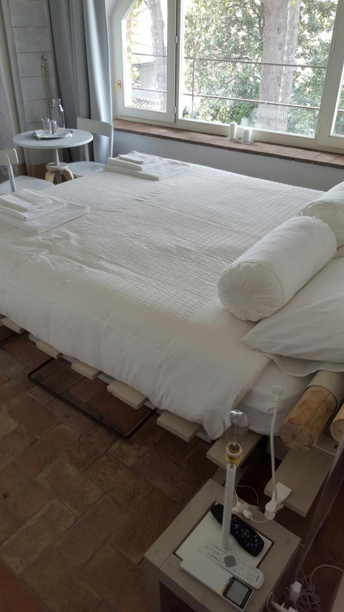 B&B A Piazza Del Gesu Витербо Экстерьер фото